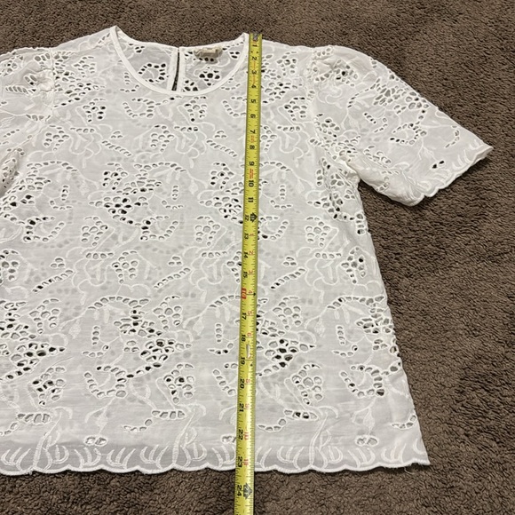 Nicole Miller Artelier Eyelet Blouse-Sz M-White-Cotton-Unlined-Shortsleeved - Picture 9 of 16